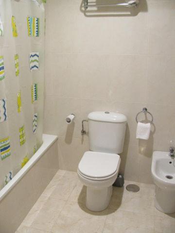 Hotel Restaurante Los Tulipanes San Salvador de Poio Стая снимка